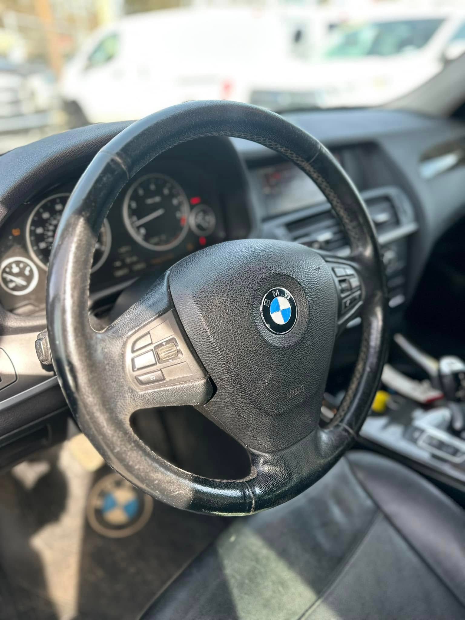 
								BMW X3 full									