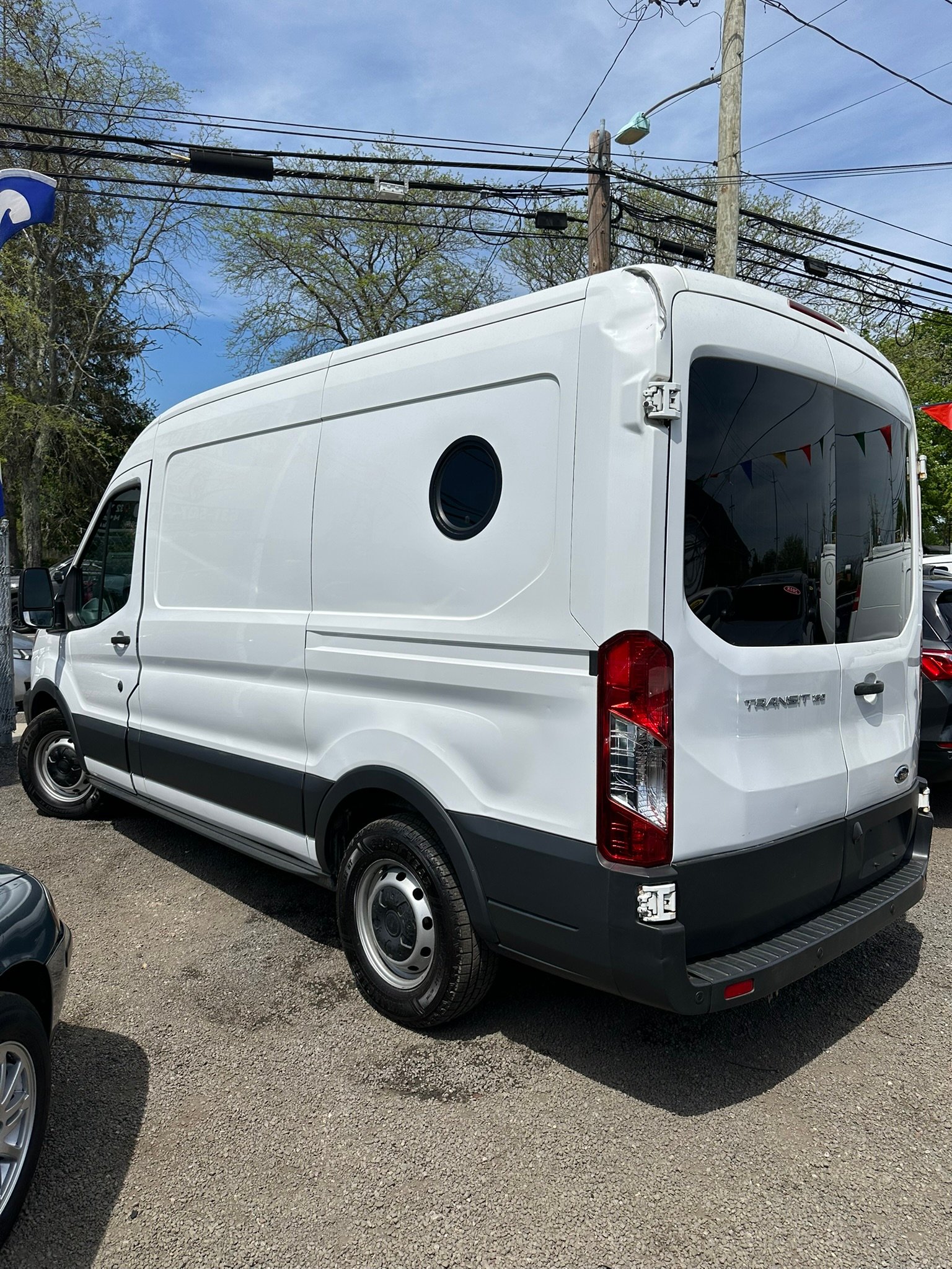 
								VAN Transit full									