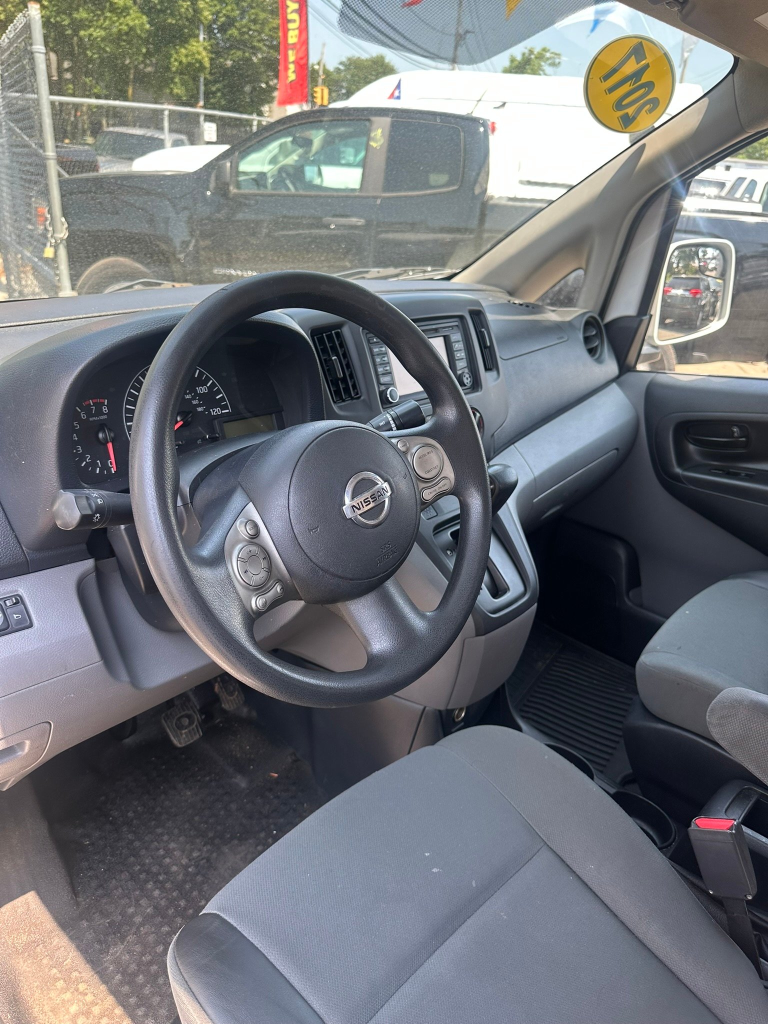 
								Nissan NV200 – 2017 full									